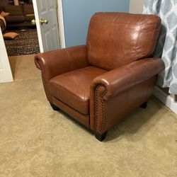 Triangle Arch And Candle Holders/vases