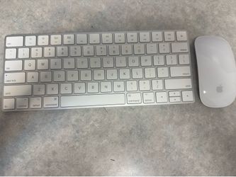Apple Wireless Magic Keyboard + Free Mouse