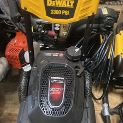 Pressure Washer 3300 