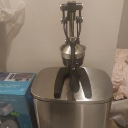 Juicer Citrus Press