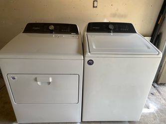 2023 large capacity, whirlpool washer and electric dryer