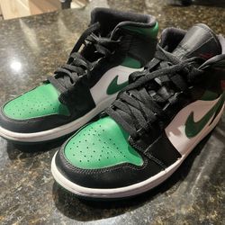 Jordan 1 Mid ( Green Toe)