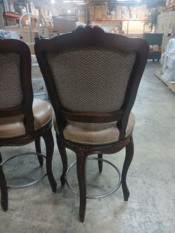 6 Barstools
