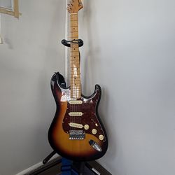 Tagima TG-530 Electric Guitar - Sunburst (+Accessories)