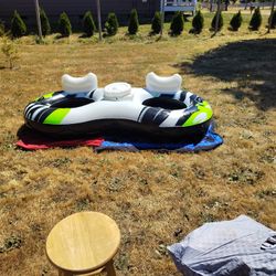 Two Person Inner tube With Center Cooler 