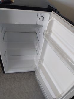 Mini fridge