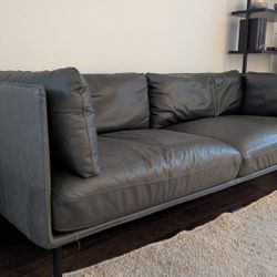 Crate And Barrel Wells Leather Sofa 