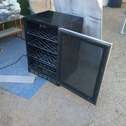 Magic Chef  Refrigerator 
