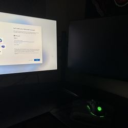 Full Dual Monitor Gaming PC SetUp