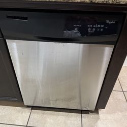 Whirlpool Dishwasher