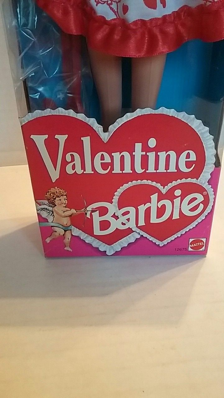 Special Edition Valentine Barbie Doll 1994 New Unopened