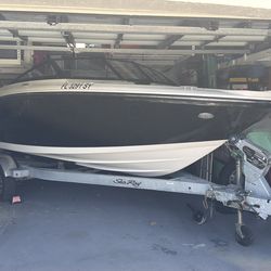 2021 Sea Ray SPX 190