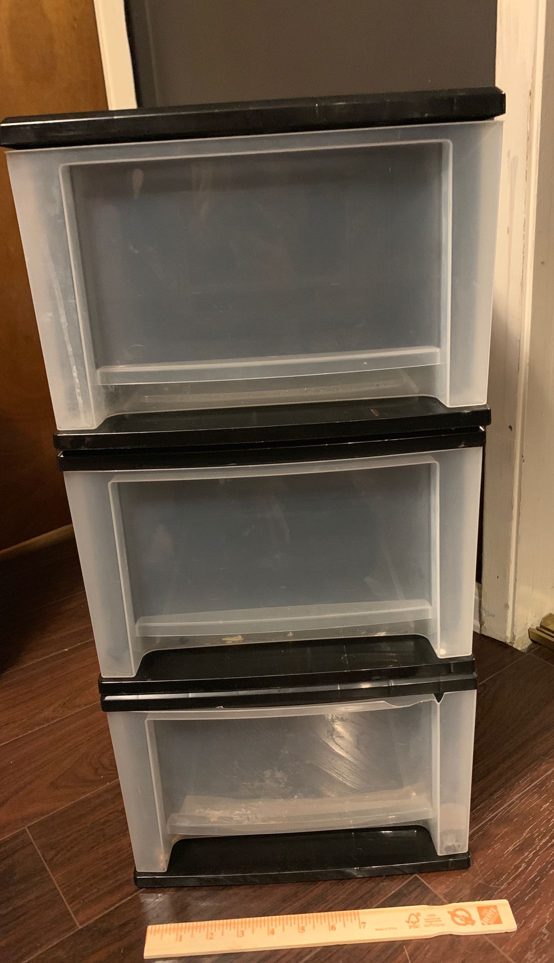 3 stackable medium plastic storage drawers