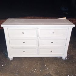 Wooden Vintage 6 Drawer Dresser With Mirror For Sale 