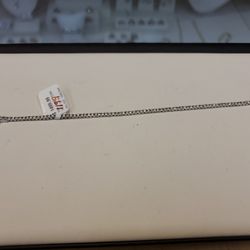 10k White Gold Tennis Beateful Diamonds Around It 7.2 Grams If You Are Interested Ask For Maribel Thank You 😊 