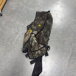 Realtree hunters Safety System Vest 2x/3x