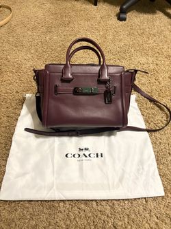 Vintage Burgandy coach bag