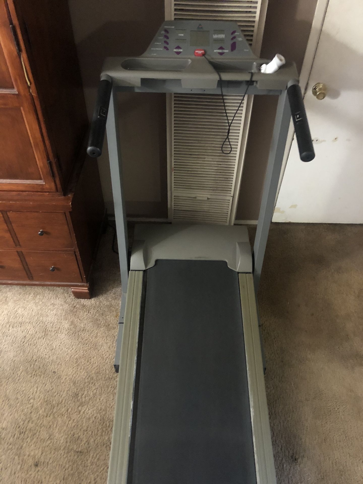 Treadmill in very good condition! Works very well
