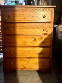 Dresser