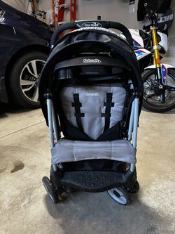Kolacraft Lightweight Free Stand Travel Stroller
