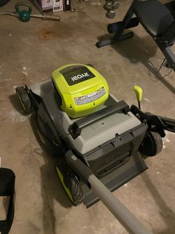 Ryobi maquina cortar zacate