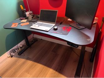 Sit Stand Desk - Large desk Surface