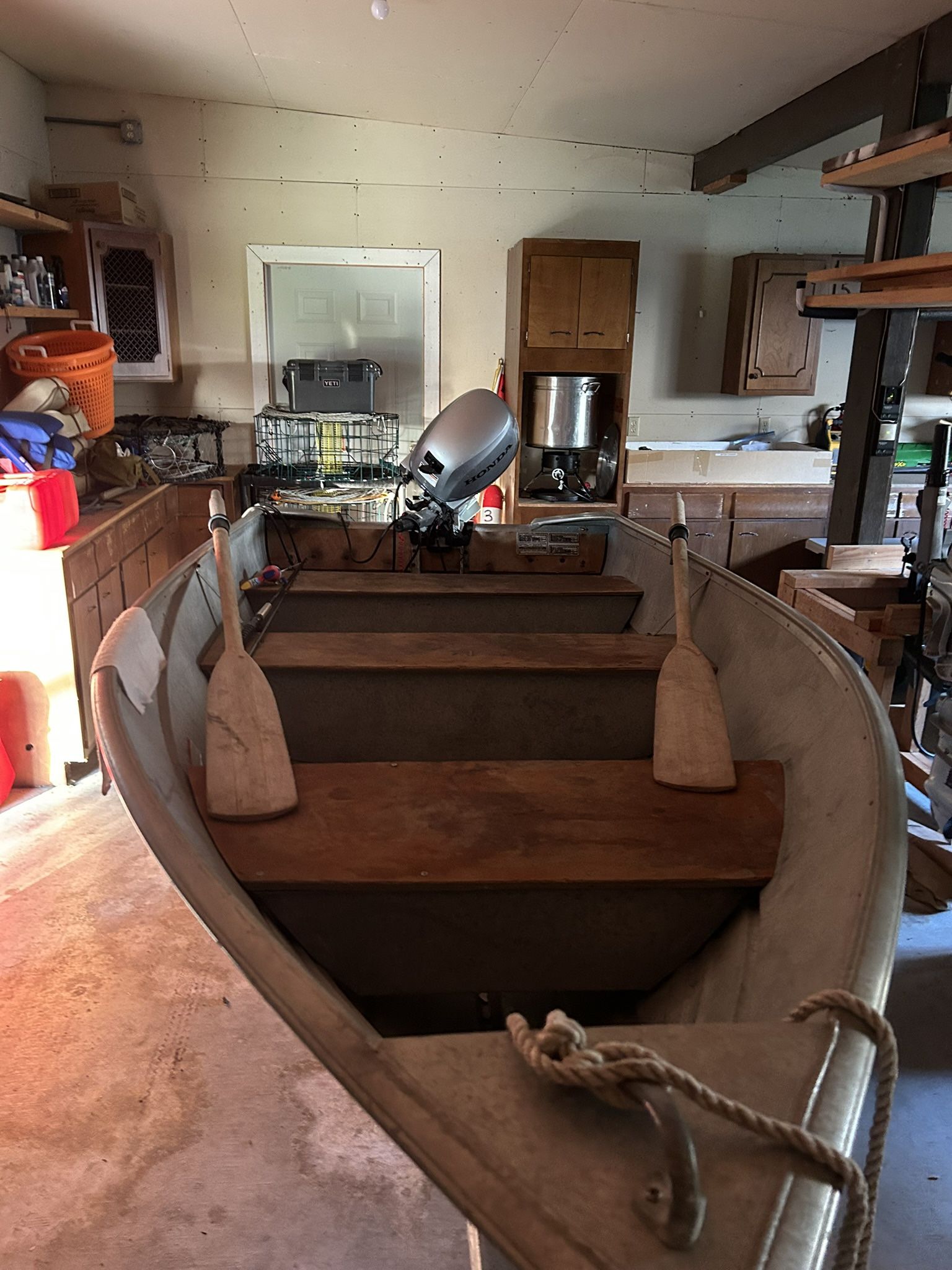 14’ Gregor Aluminum Fishing Boat with Like-New Honda 9.9hp Motor