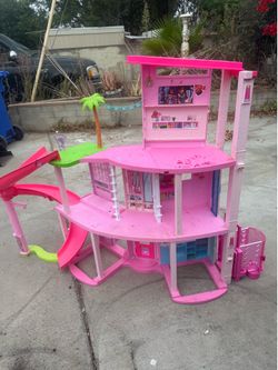 Barbie Dream House