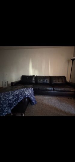 Black couch take ass is FREE