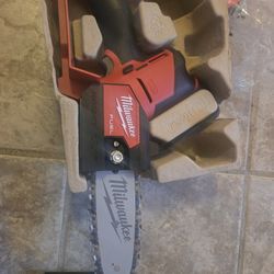 Brand New Chain Saw