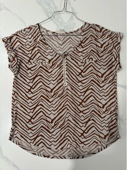 Flower & Feather Size Large Shirt