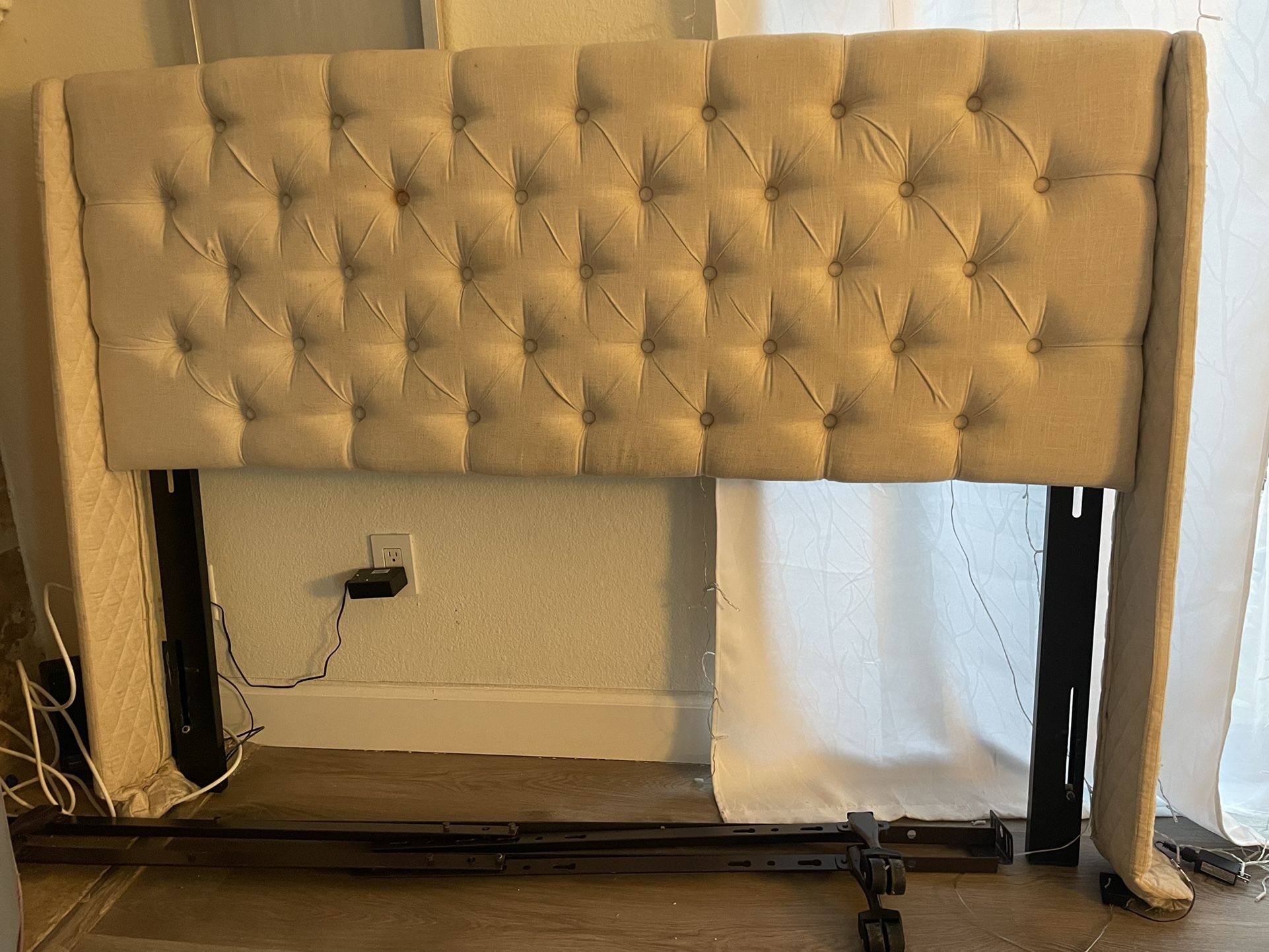 Tufted Queen Headboard 