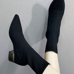Black Boots 