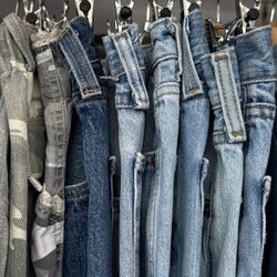 Assorted Vintage Levi Denim Jeans 