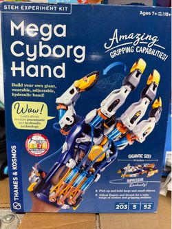 Mega Cyborg habd