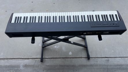 Roland Digital Piano F-20