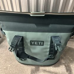 Yeti Tote Cooler Bag