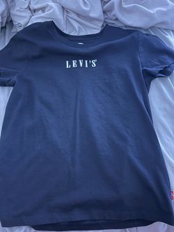 Levi’s Women t-shirt