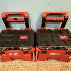 Milwaukee PACKOUT Rolling Tool Box