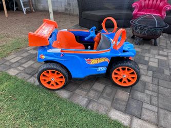 Hot wheels Ride On Car