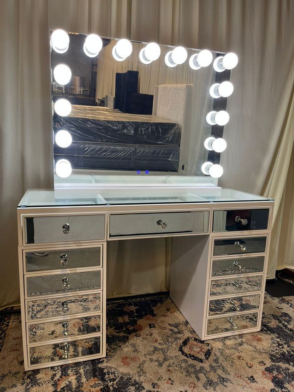 Hollywood Vanity W/Bluetooth Speakers and Charging Ports Brand New In Box In White ONLY $499