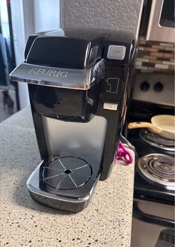 Keurig K10 Mini Plus Single Serve K-Cup Coffee Maker Black Chrome