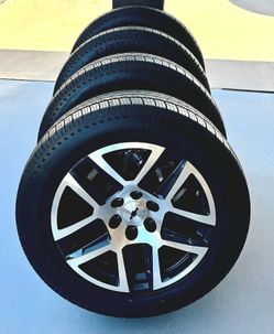TRAIL BOSS SET 🔥 Chevy Silverado Tahoe Suburban 20" Wheels and Newly Tires 💯
