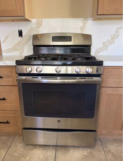 GE Stainless Steel Gas Range Stove