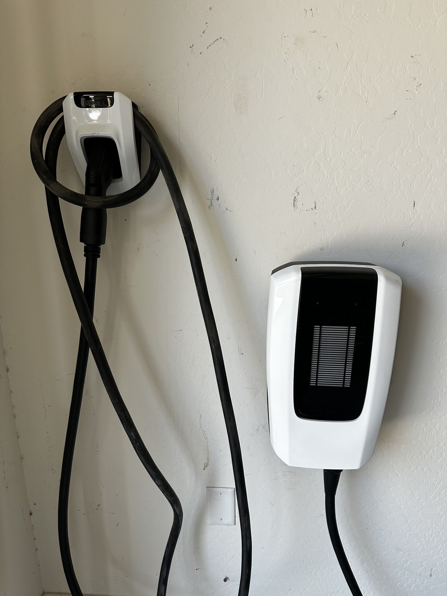 GM power Up+ Charger