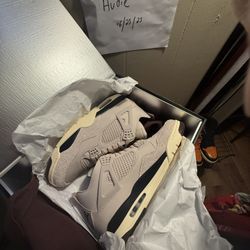 Size 13 Retro 4s 