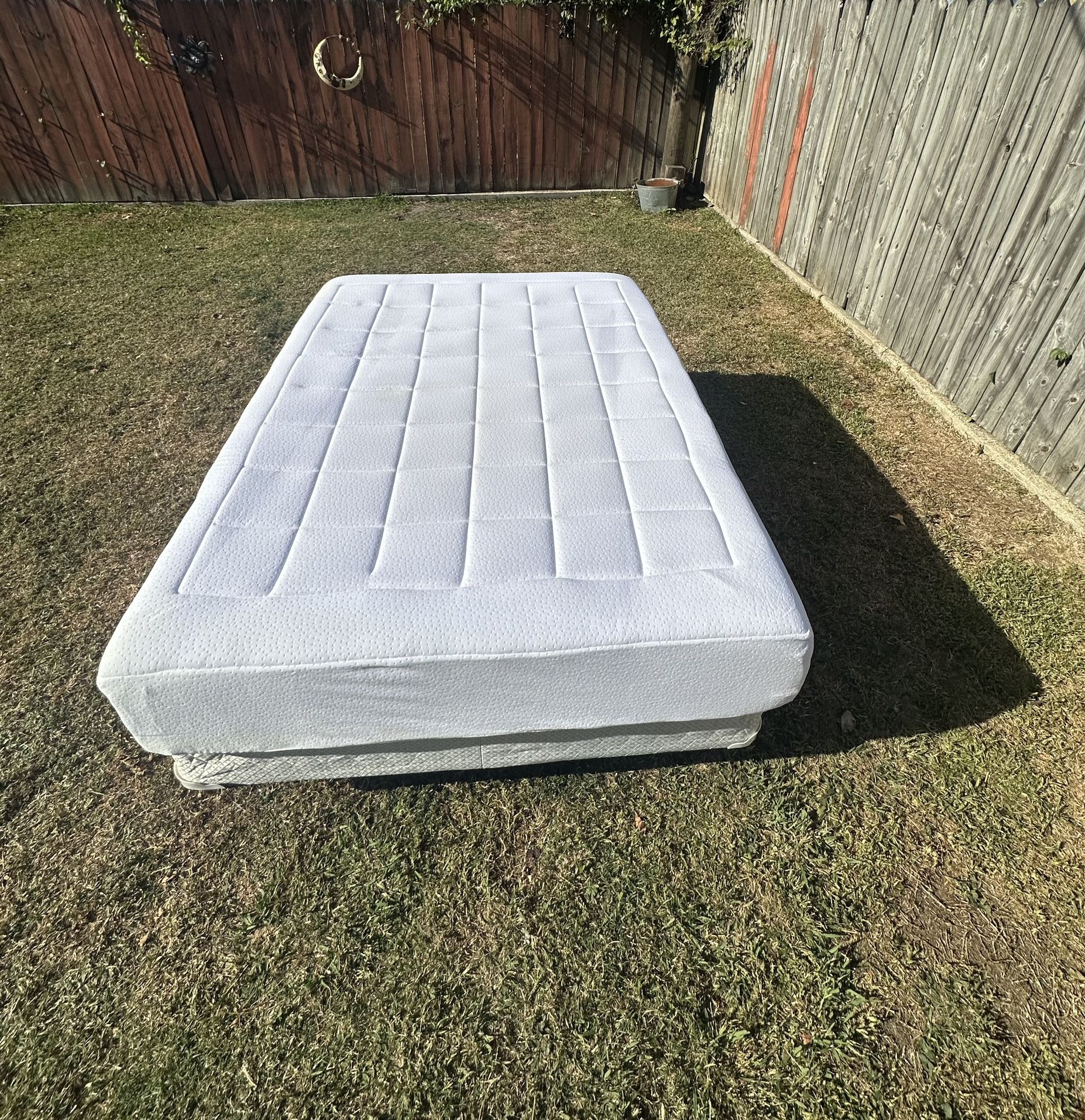 Queen Size Mattress for Sale in Gretna, LA - OfferUp