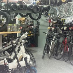 🚨FOR SALE BICYCLES & BIKE REPAIR YES! ITS AVAILABLE 🚨1941 S military Trl, west Palm beach Fl 33415