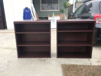 2 small cabinet set 2 1/2’ x 3’ great condition!
