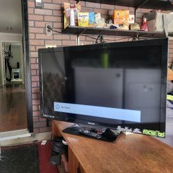 40" Philips TV